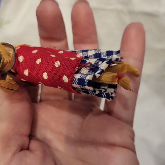 Vintage Corn Husk Woman With Braided Hair Gingham Dress Polka Dot Apron - Picture 7 of 8